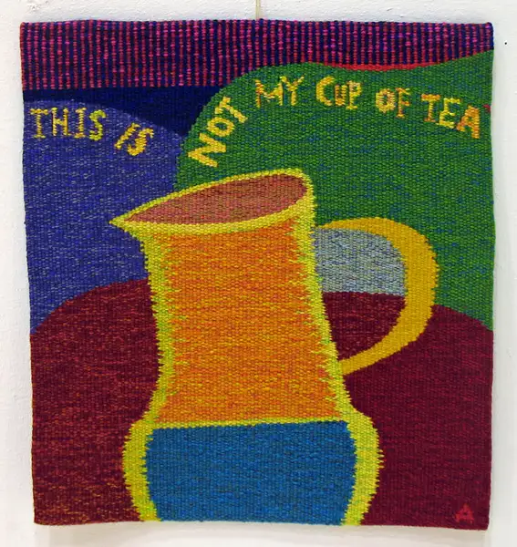 6- Cup of tea Tapisserie de haute lisse 69 cm x 63 cm